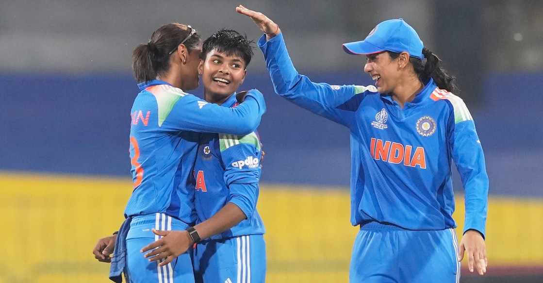 India’s Kranti Goud celebrates a Pakistan wicket with her teammates during a Women’s World Cup match in Colombo on October 5, 2025. Photo: PTI