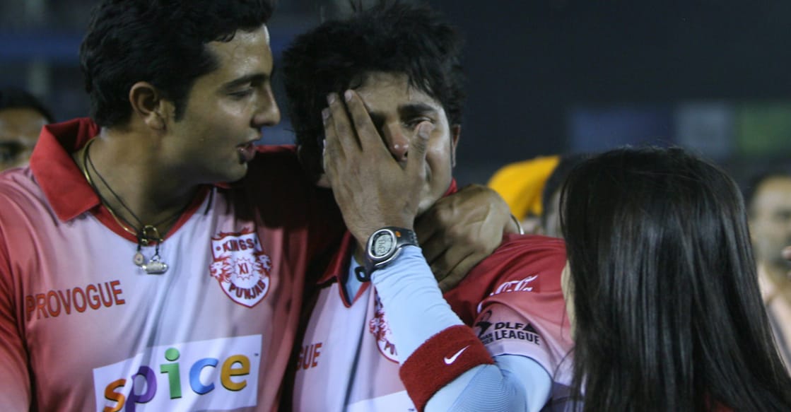 Sreesanth is consoled by a Kings XI Punjab player after the ‘slapgate’ incident involving Harbhajan Singh in 2008. File photo: PTI