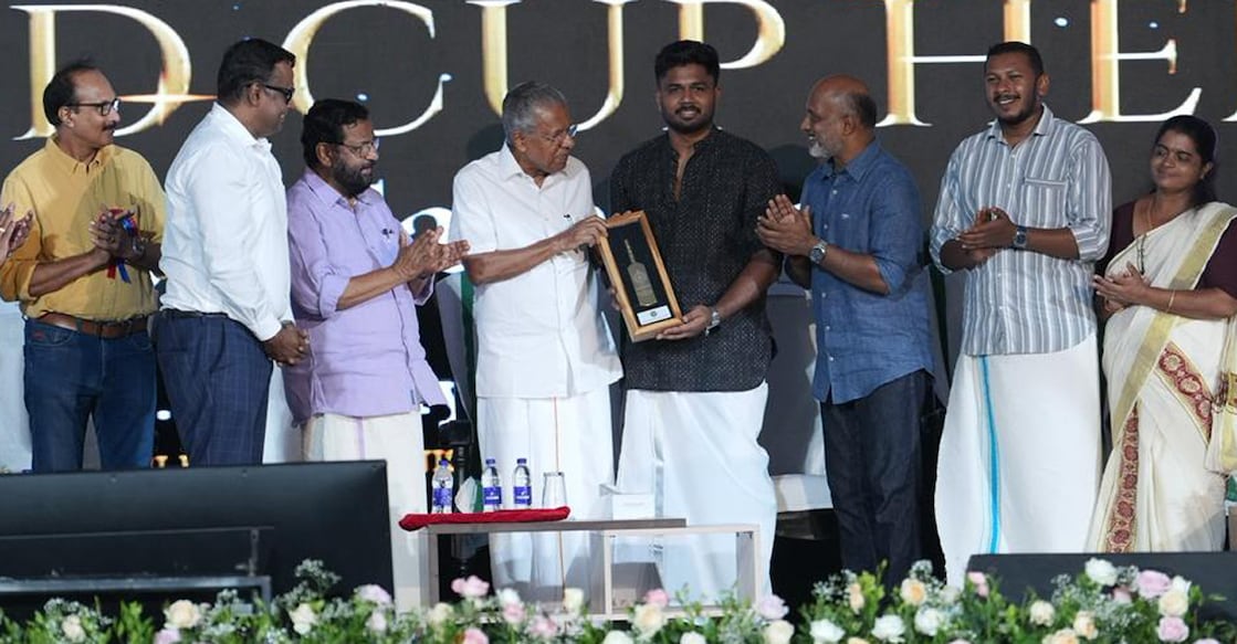 Kerala Chief Minister Pinarayi Vijayan felicitates Sanju Samson during a function organised by the Kerala Cricket Association in Thiruvananthapuram on March 16, 2026. Photo: KCA