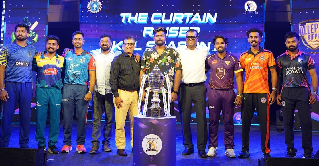 Sanju Samson (centre) posing for a picture with the captains of the six franchises of KCL-3. Photo: KCL
