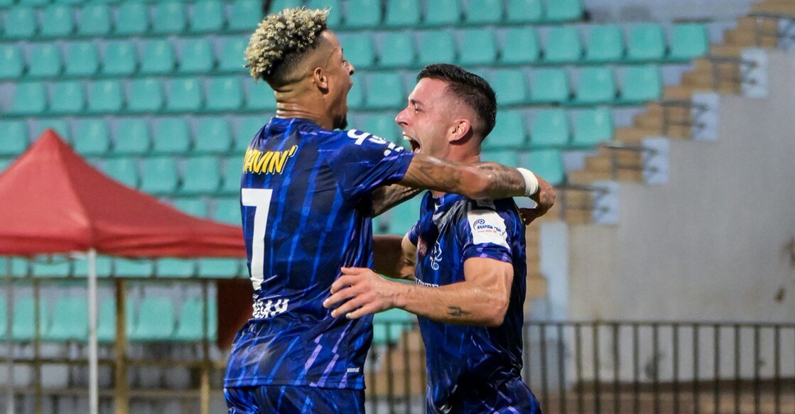 Kerala Blasters' Koldo Obieta (right) celebrates his goal with Noah Sadaoui against Rajasthan United at the GMC Bambolim Stadium in Goa on October 30, 2025. Photo: Special arrangement