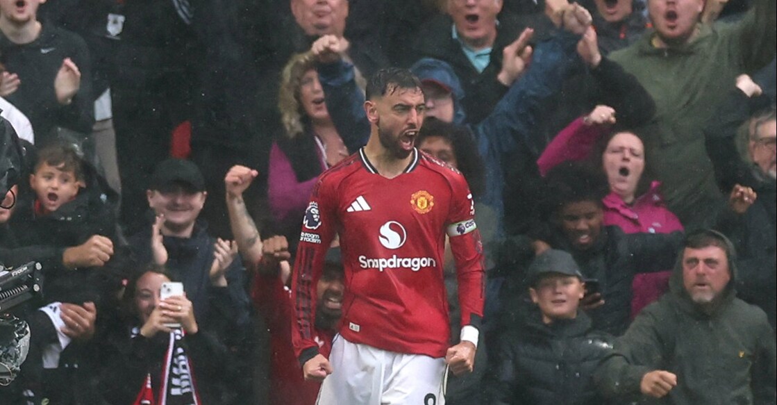 Manchester United's Bruno Fernandes celebrates scoring their first goal against Chelsea. Photo: Reuters/Phil Noble 