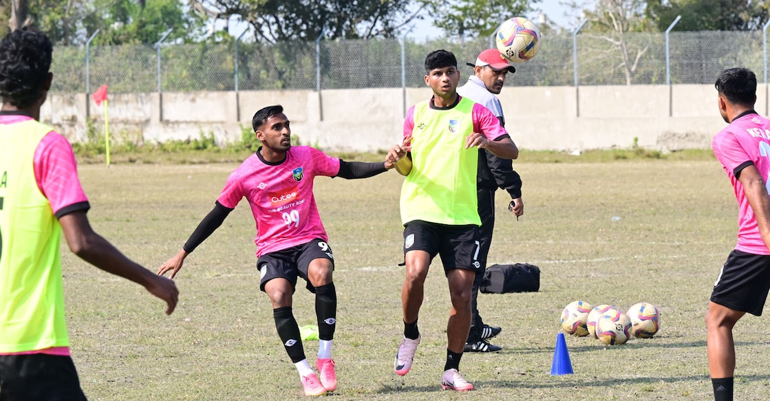Kerala players train on the eve of their Santosh Trophy opener in Assam on January 21, 2026. Photo: Dhanesh Ashokan/Manorama