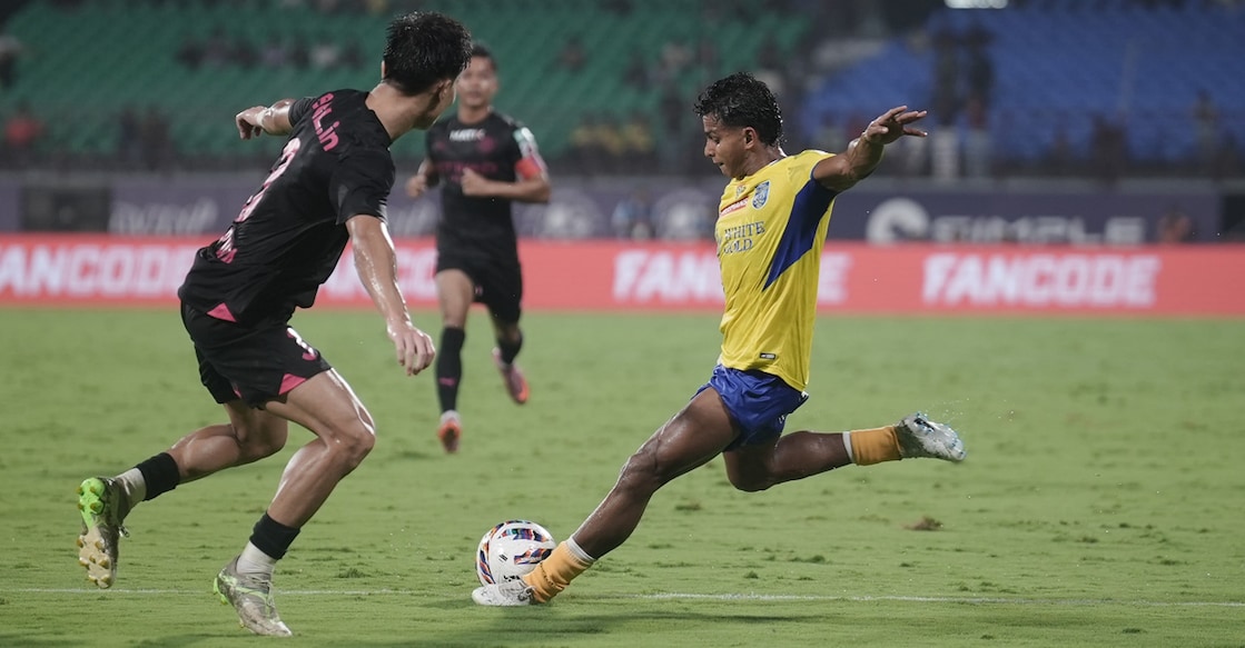 Kerala Blasters' Kochi native Nihal Sudheesh in action against Mumbai City during an ISL 2025-26 match at the Jawaharlal Nehru Stadium in Kochi. Photo: KBFC