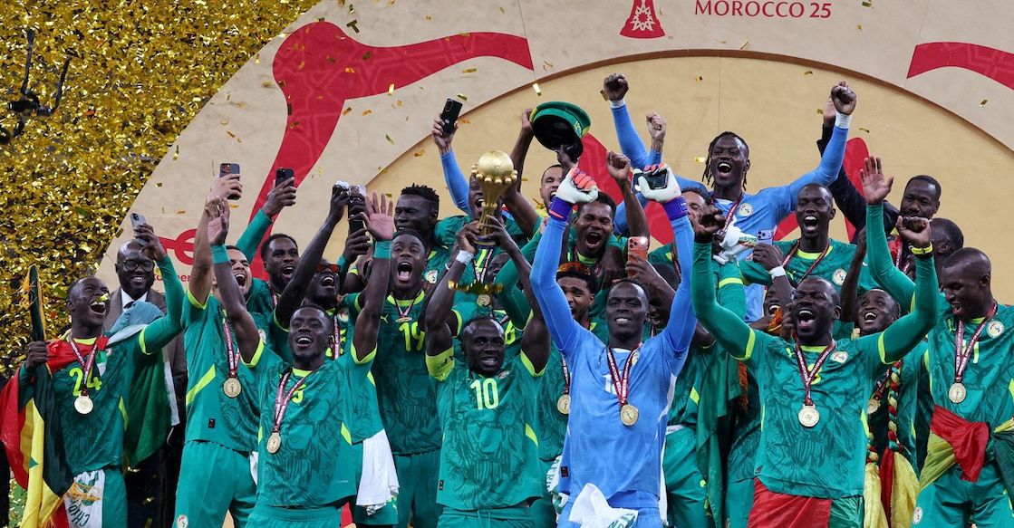 Senegal's Sadio Mane lifts the trophy with teammates as they celebrate after winning the Africa Cup of Nations. File photo: Reuters/Amr Abdallah Dalsh