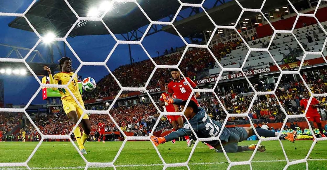 Ghana's Caleb Yirenkyi scores their first goal past Panama's Orlando Mosquera. Photo: REUTERS/Piroschka Van De Wouw