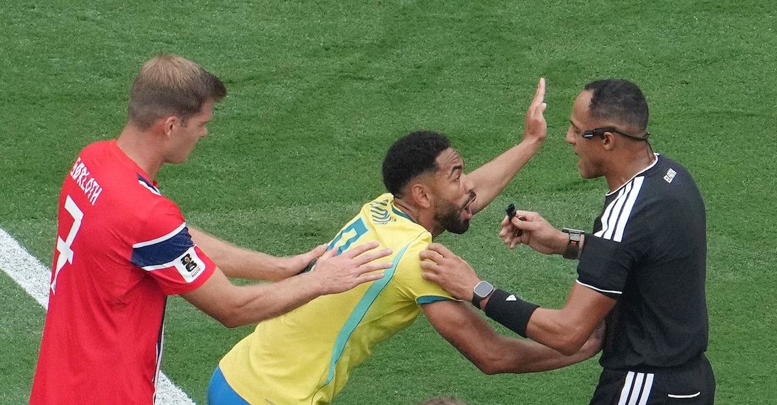 Brazil's forward Matheus Cunha argues with referee Ismail Elfath during the 2026 World Cup round of 16 match against Norway at the New York/New Jersey Stadium in East Rutherford on July 5, 2026. Photo: AFP/ Timothy A Clary 