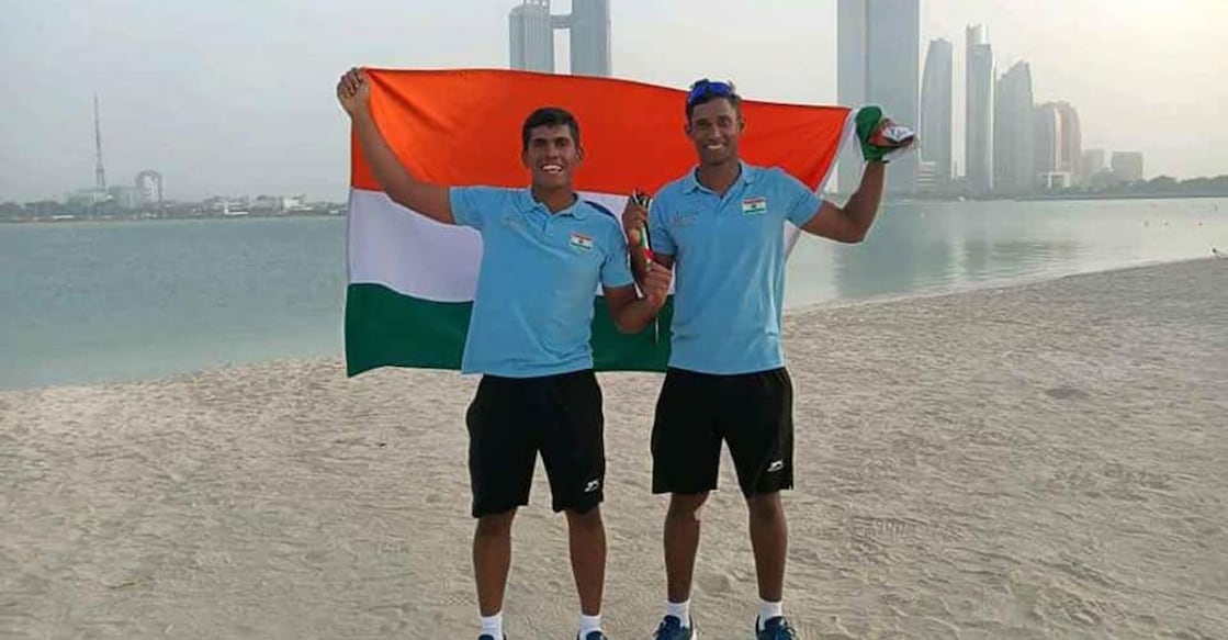 Prince Kurisinkal Noble (L) and Manu Francis. Photo: Manorama Online