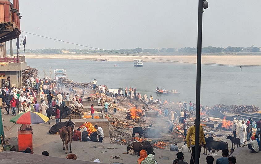 Manikarnika-ghat-2-mob