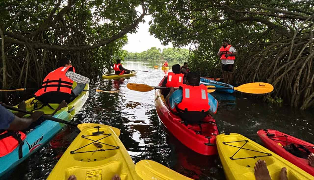 valanthakadu-island-1280-sq