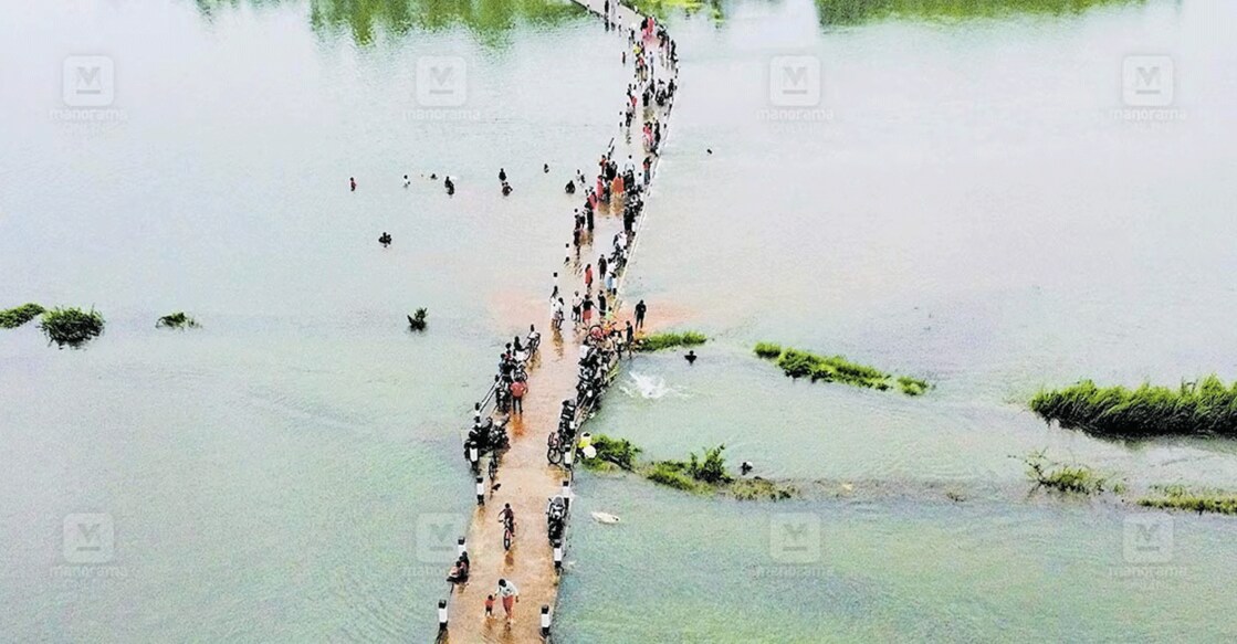 The 600m walkway from Paliyeri Kovval to Manakkad Madathil Thazhe was constructed in 80 days in 2013 through the collective effort of local residents. Photo: Manorama