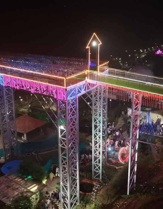 munnar-glass-watch-tower1-575-734