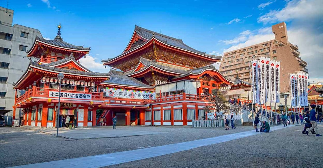 The Osu Kannon temple stands out for its prominent crimson colour that strikes a fabulous contrast with the beautiful nature around. Photo: Shutterstock/amnat11