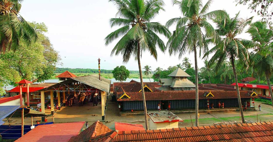 navamukunda-temple-tirunavaya1