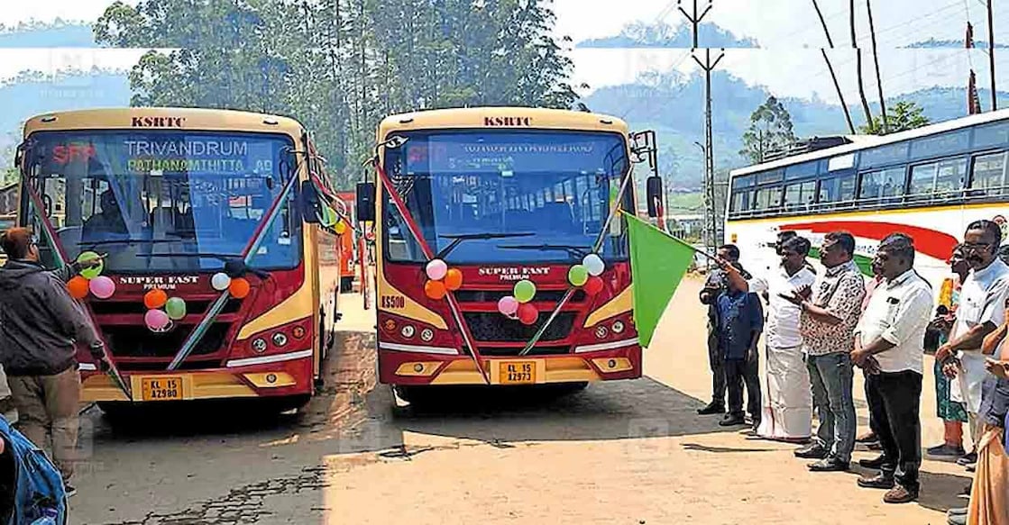 Munnar's new KSRTC Swift buses to Thiruvananthapuram and Kozhikode. Photo: Manorama
