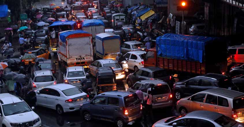 India's passenger vehicle sales hurt by higher fuel costs, weaker rupee India's passenger vehicle sales hurt by higher fuel costs, weaker rupee