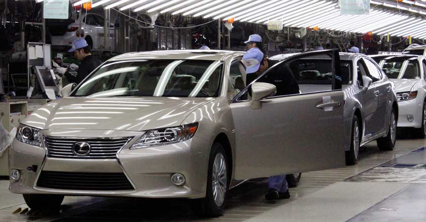 Toyota, sensing an opening, mulls building Lexus cars in China Toyota, sensing an opening, mulls building Lexus cars in China