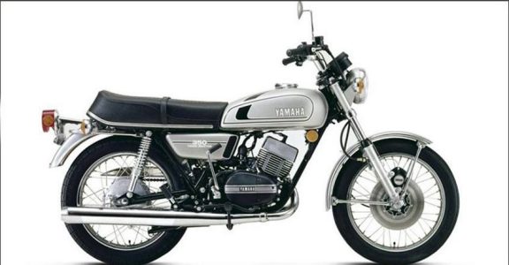 Yamaha rx100 deals old model