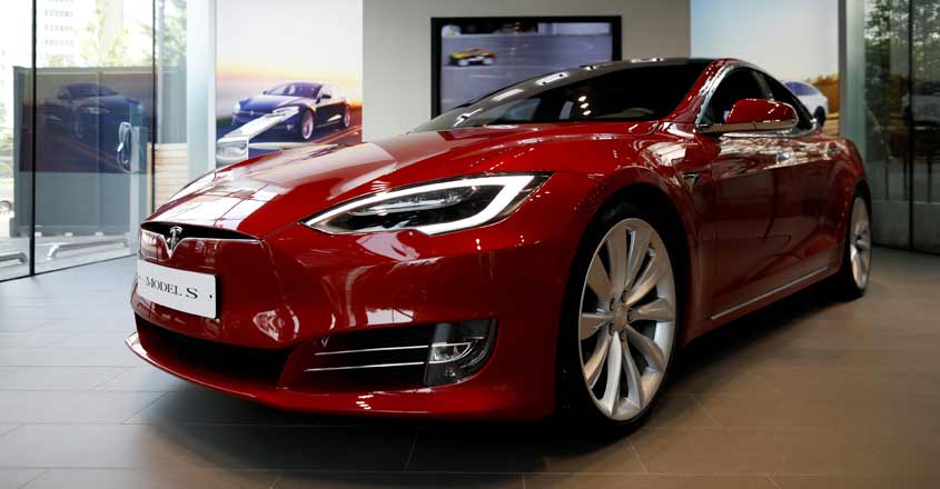 Electric Mercedes opens German assault on Tesla Electric Mercedes opens German assault on Tesla