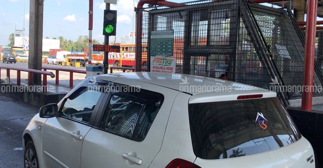 fastag-toll2 fastag-toll2