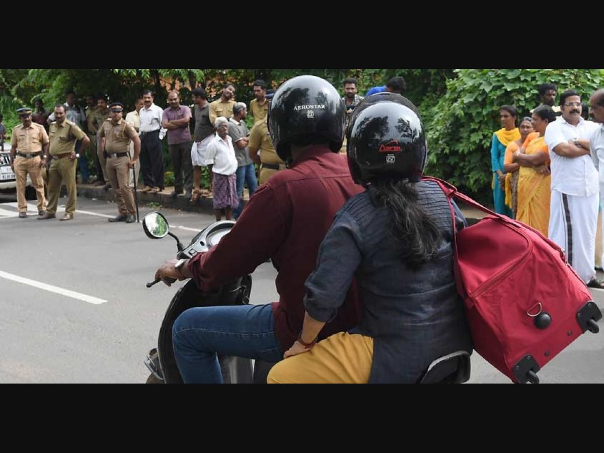 Helmet for store scooty rider