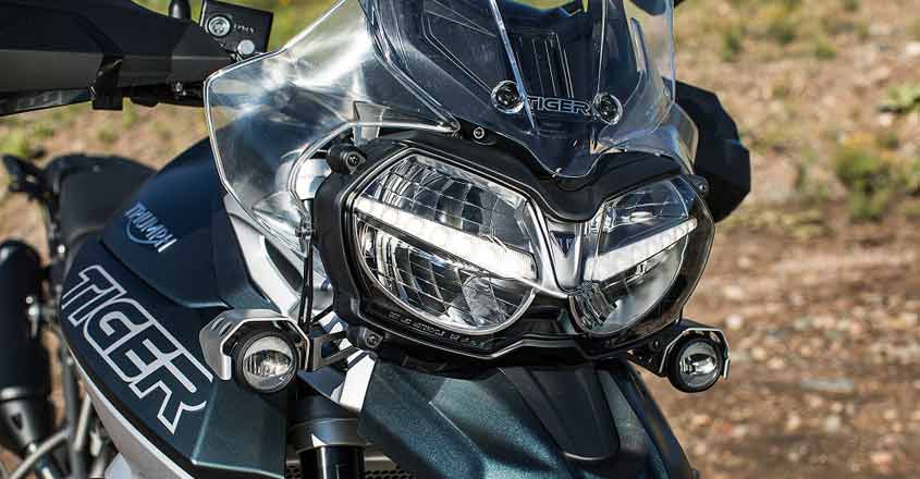 Triumph launches critically acclaimed Tiger 800 XCA Triumph launches critically acclaimed Tiger 800 XCA