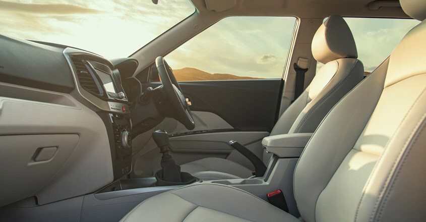 XUV300 test drive: The cheetah's younger sibling is here XUV300 test drive: The cheetah's younger sibling is here