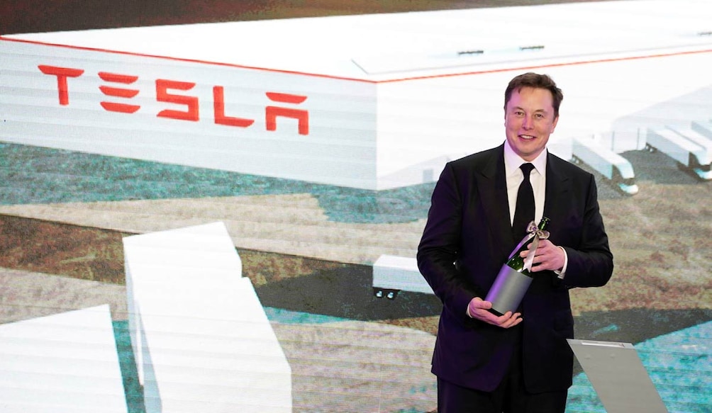 Maharashtra invites Tesla after Musk hints entry into India