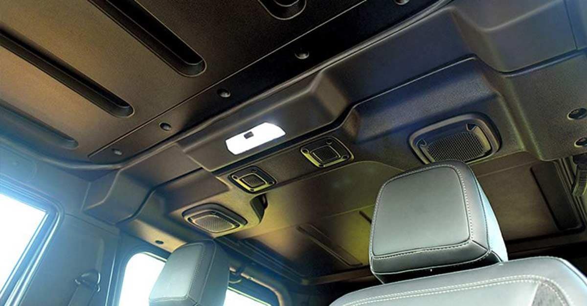 10 reasons to buy the new Mahindra Thar 10 reasons to buy the new Mahindra Thar