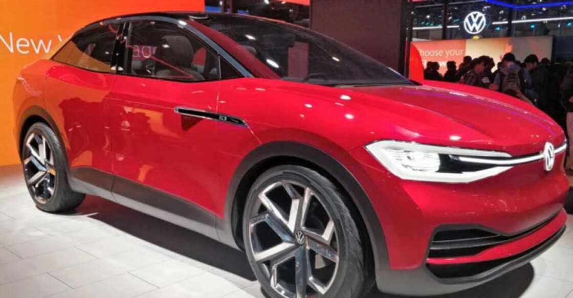 Volkswagen unveils concept electric vehicle ID.CROZZ, Race Polo