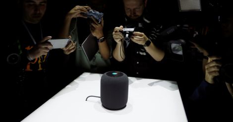 Apple debuts HomePod speaker to bring Siri into the living room