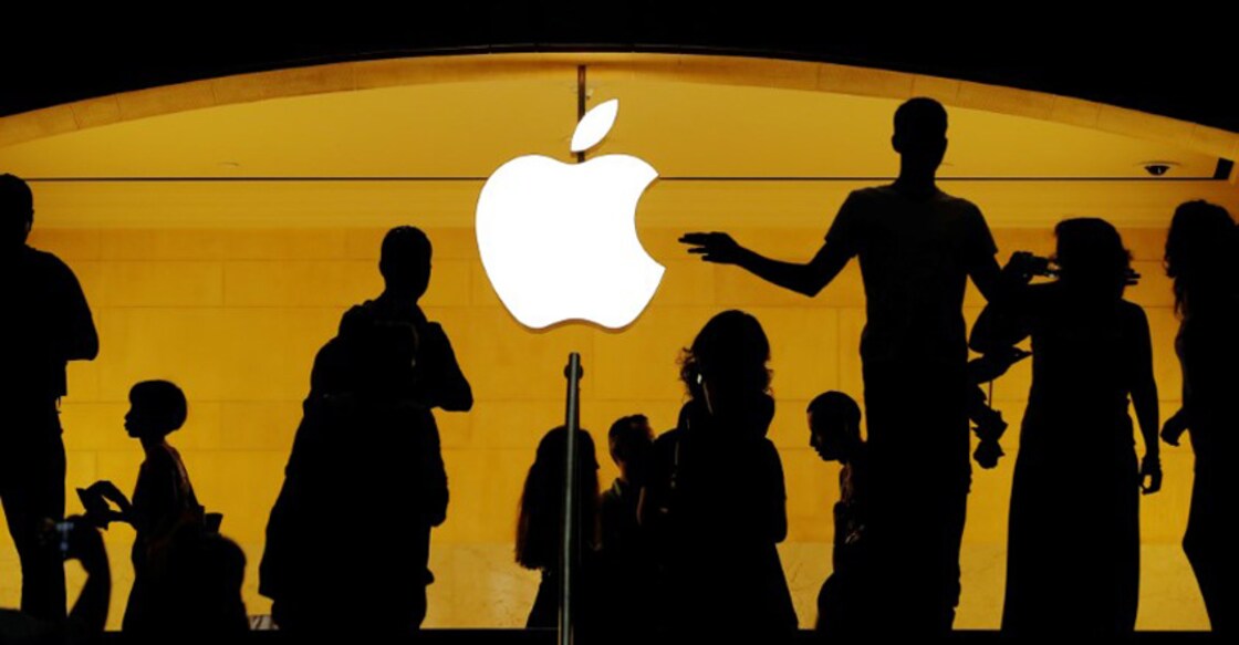 Apple Apple