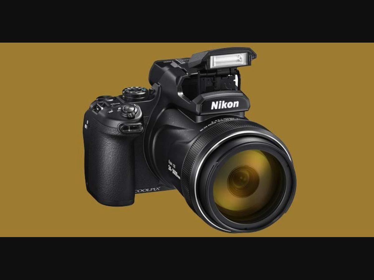 Cámara Digital con Zoom Supertelefoto Nikon Coolpix P1000