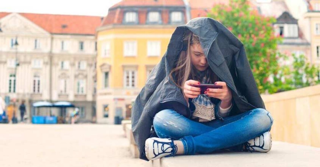 Samsung dials 'M' to woo millennials Samsung dials 'M' to woo millennials