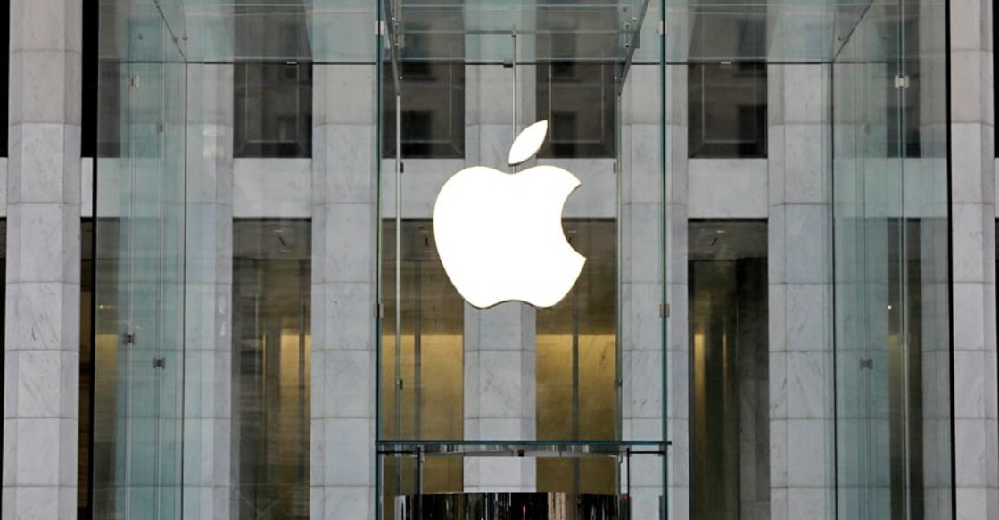 Apple works with White House to release 'COVID-19' app, website
