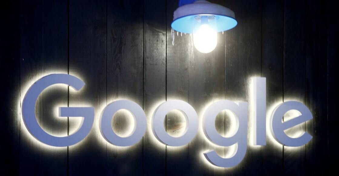 Massive spying on Google's Chrome users shows new security weakness