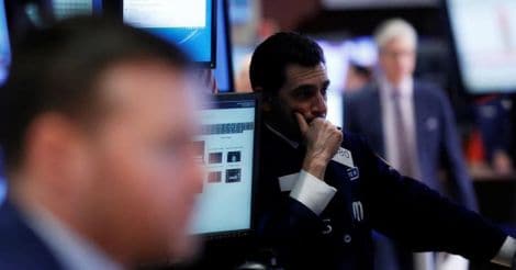 Wall Street stocks plunge in chaotic session