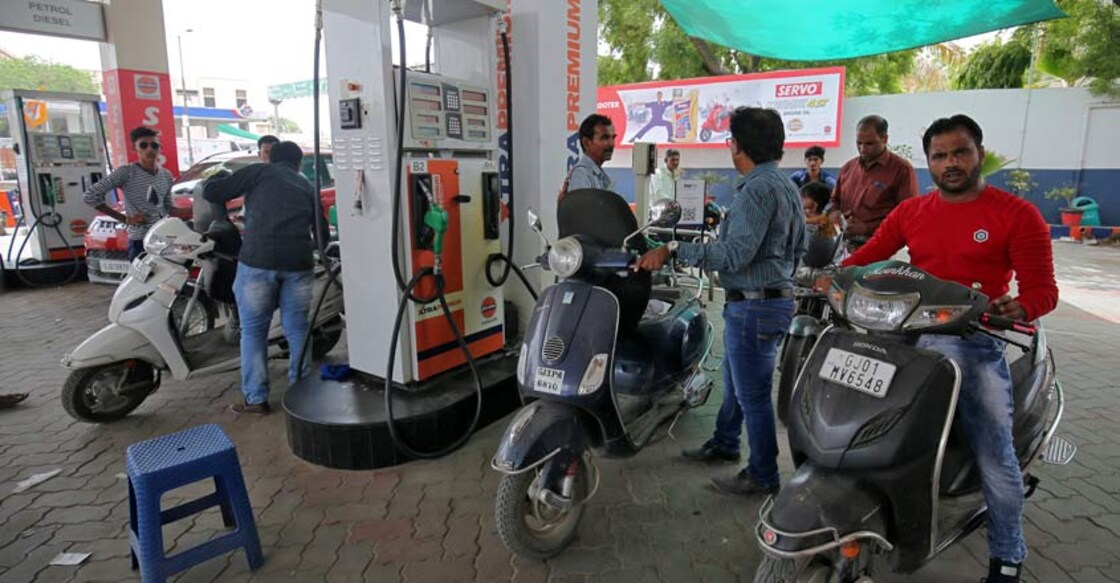Petrol, diesel price hiked by 60 paisa per litre for second straight day