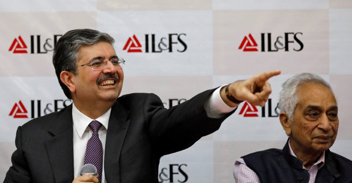 INDIA-IL-FS INDIA-IL-FS