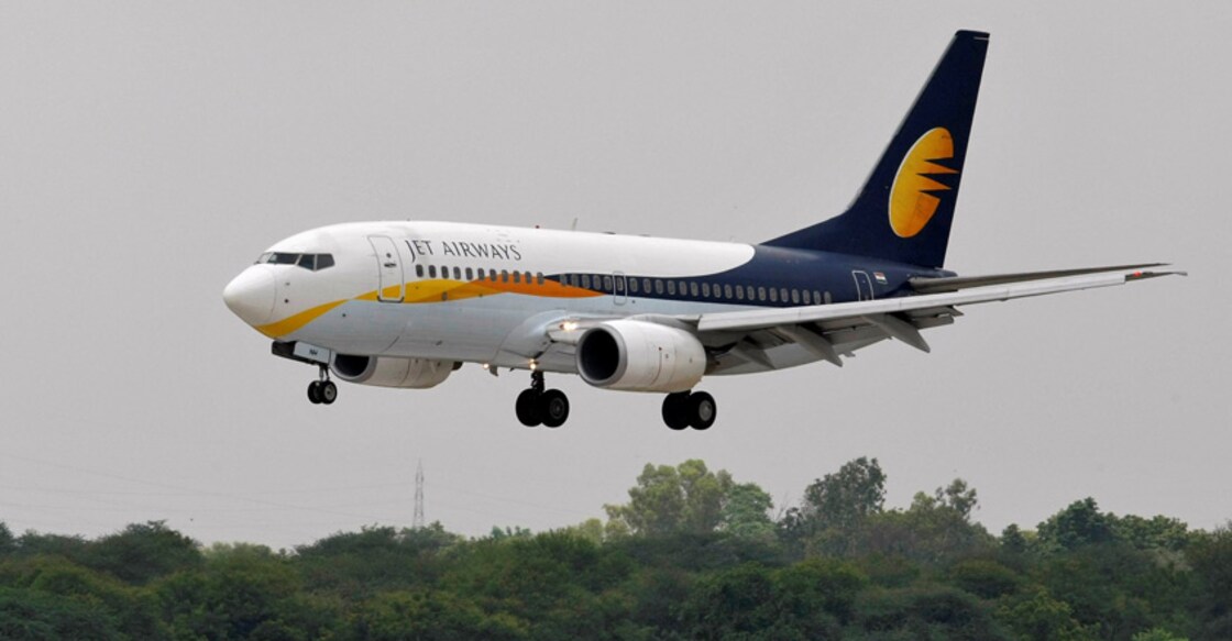 Youth offloaded from Jet Airways flight over video chat about 'bombs' Youth offloaded from Jet Airways flight over video chat about 'bombs'