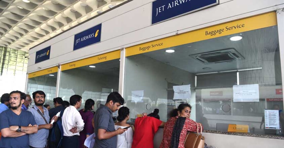 Travel agencies feel the heat after Lanka blasts, Jet fiasco