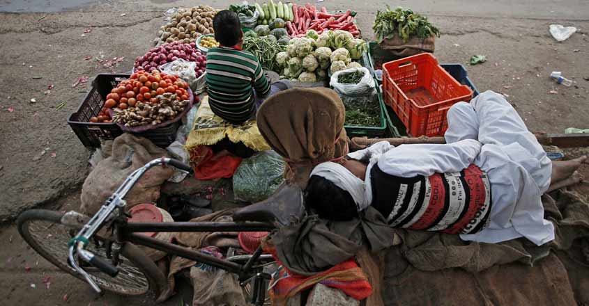 INDIA-ECONOMY-INFLATION