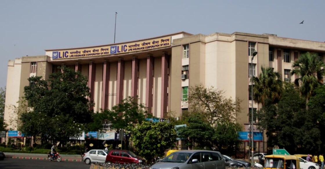 India's largest financial institution, LIC, to be publicly listed