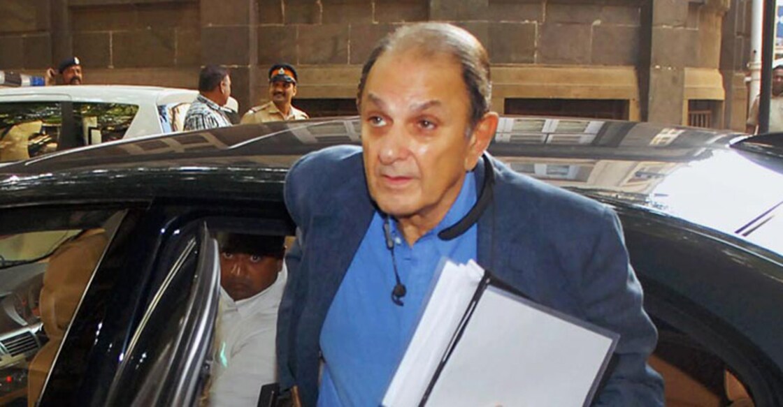 Nusli Wadia withdraws defamation cases against Ratan Tata, others