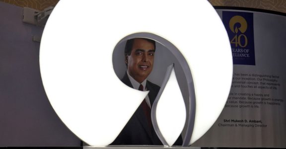 Reliance-Google smartphone deal in India threatens Chinese firms Reliance-Google smartphone deal in India threatens Chinese firms