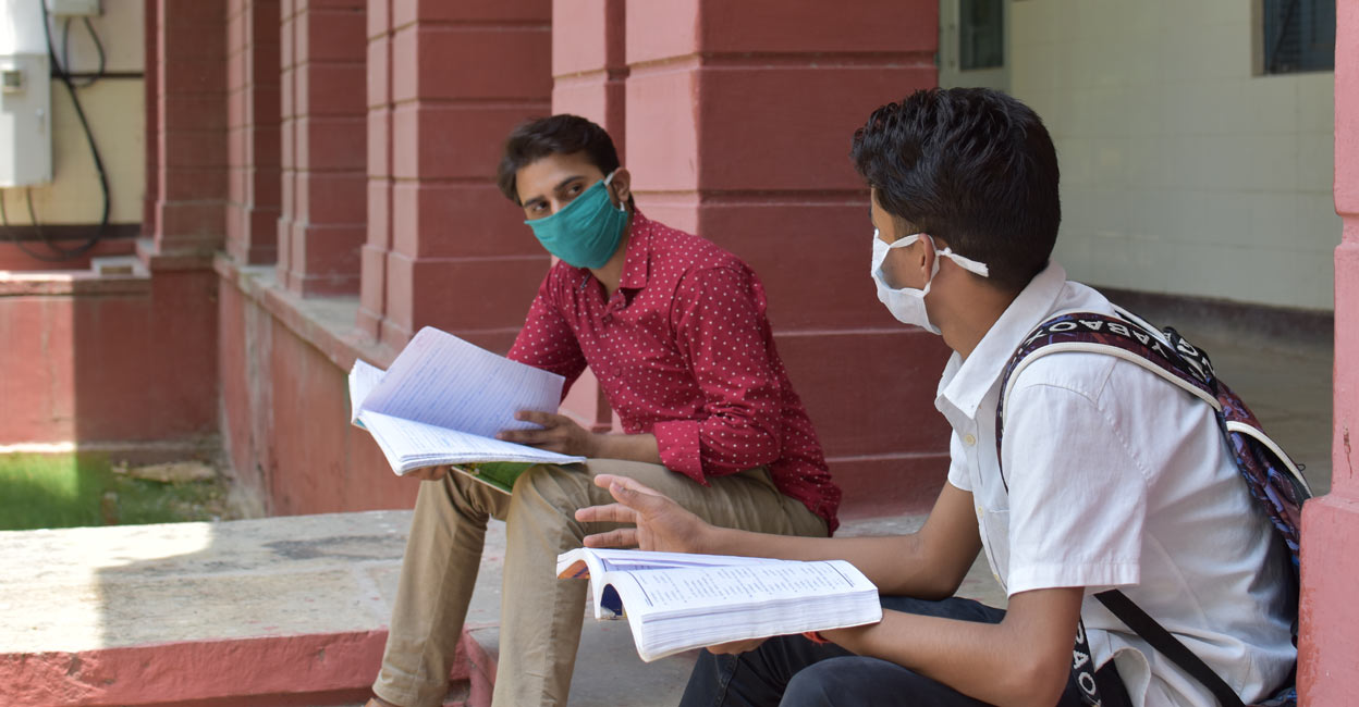cbse-exam-results-students cbse-exam-results-students