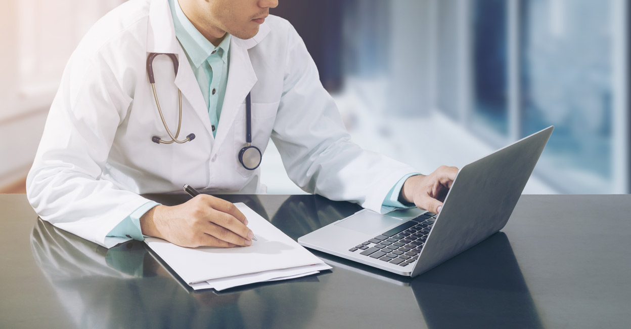 A bench of Justices DY Chandrachud and PS Narasimha said that it will hear the matter which is already listed for hearing on Friday : Shutterstock/Blue Planet Studio