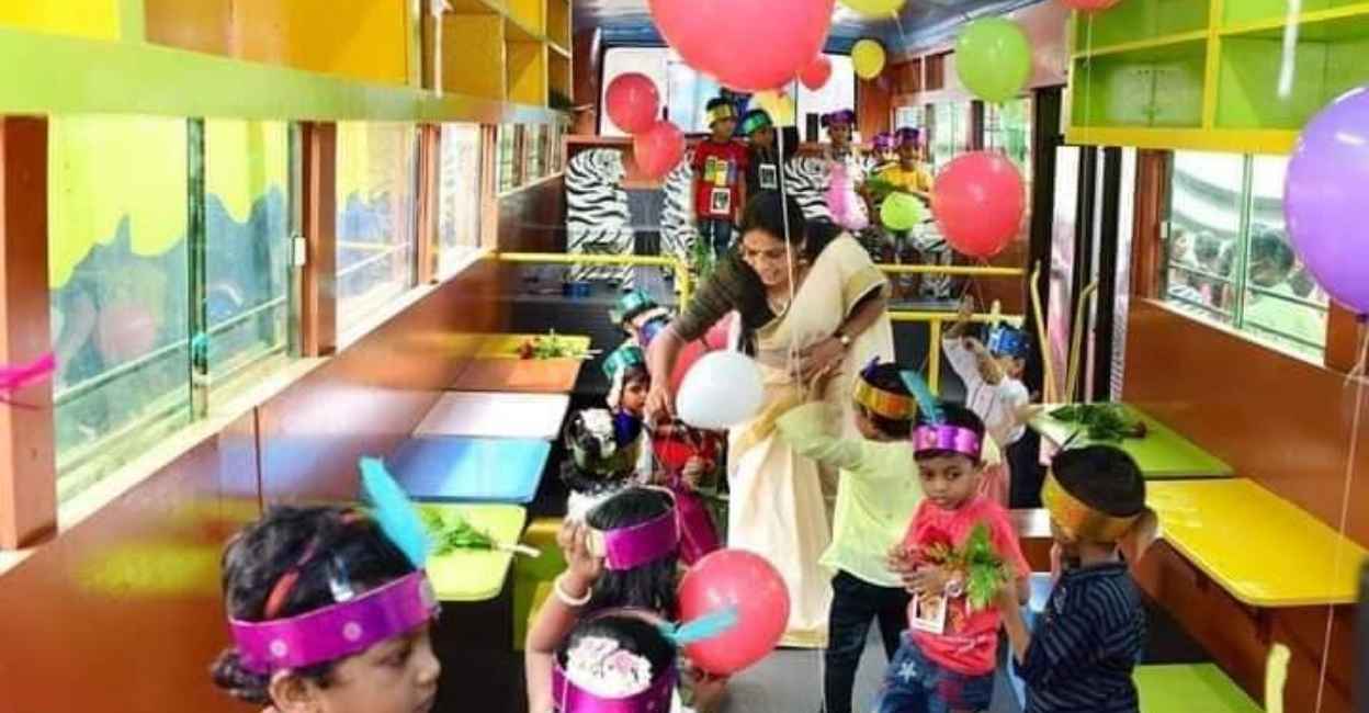 bus-classroom-kerala bus-classroom-kerala