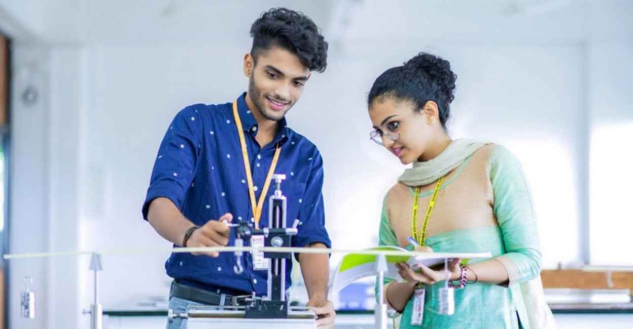 Amrita Vishwa Vidyapeetham in Kochi ensures constant revamp of their syllabi and courses to meet the international standards. 