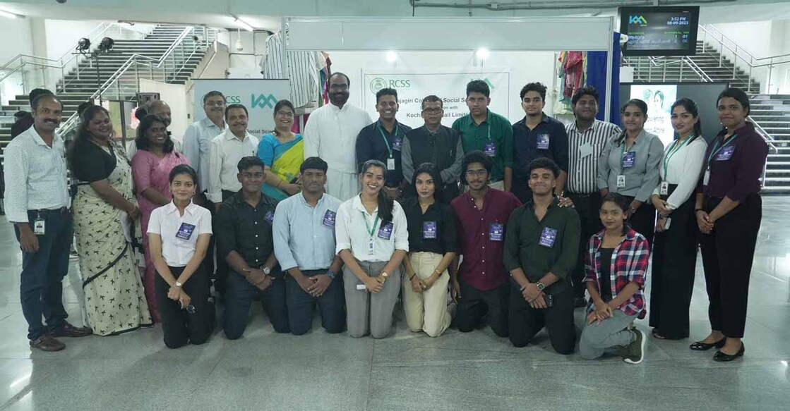 ReThreads is an initiative by the Department of Management and Professional Studies- Rajagiri College of Social Sciences (Autonomous) in association with the Kochi Metro Rail Limited. Photo: Joel C Poothuran (BBA/RCSS)